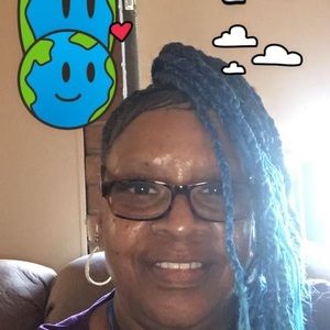 Meet your Posher, Monique